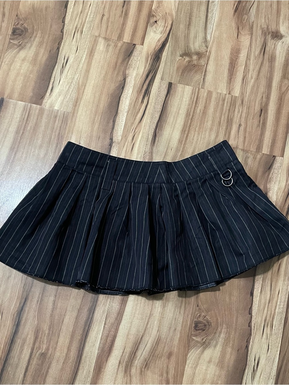 Super Low Fat Y2K Black Pinstripe Pleated Micro Mini Skirt with D-Rings Sz M